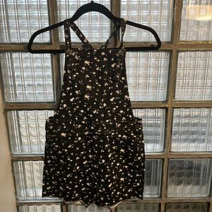 Jrs. Floral Overalls